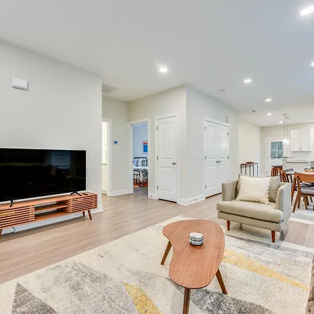 Family-Friendly Home About 5 Mi To Unc Charlotte!